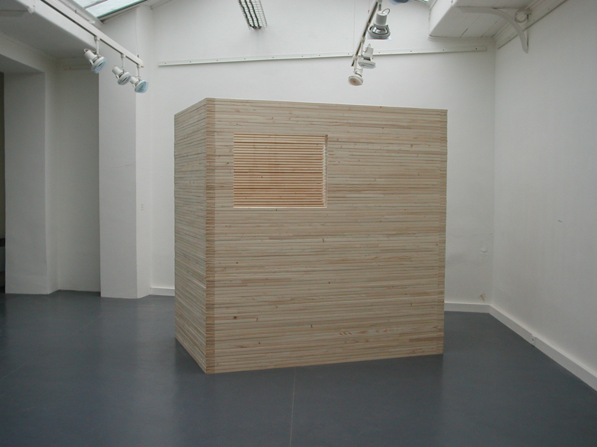 IsabelleFerreira_Construction_2004_1